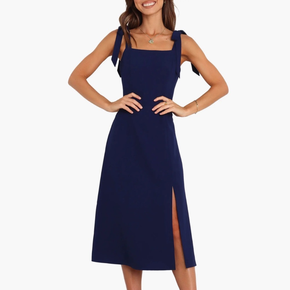 Petal & Pup Laurel Navy Blue Midi Dress